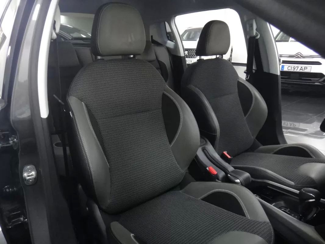 peugeot-2008-2018-gasolina-1199cc