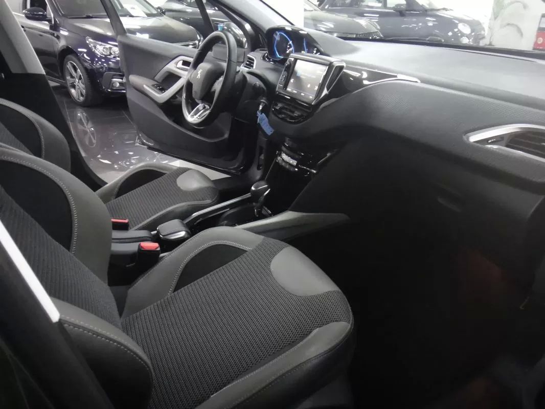 peugeot-2008-2018-gasolina-1199cc