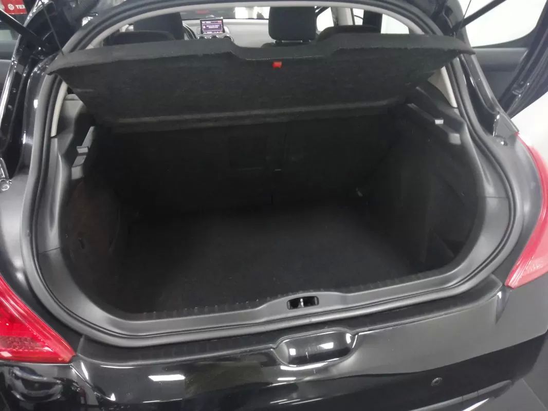 peugeot-308-2012-diesel-1560cc