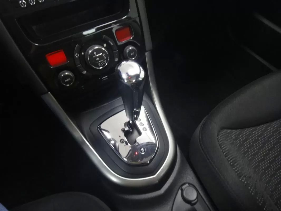 peugeot-308-2012-diesel-1560cc