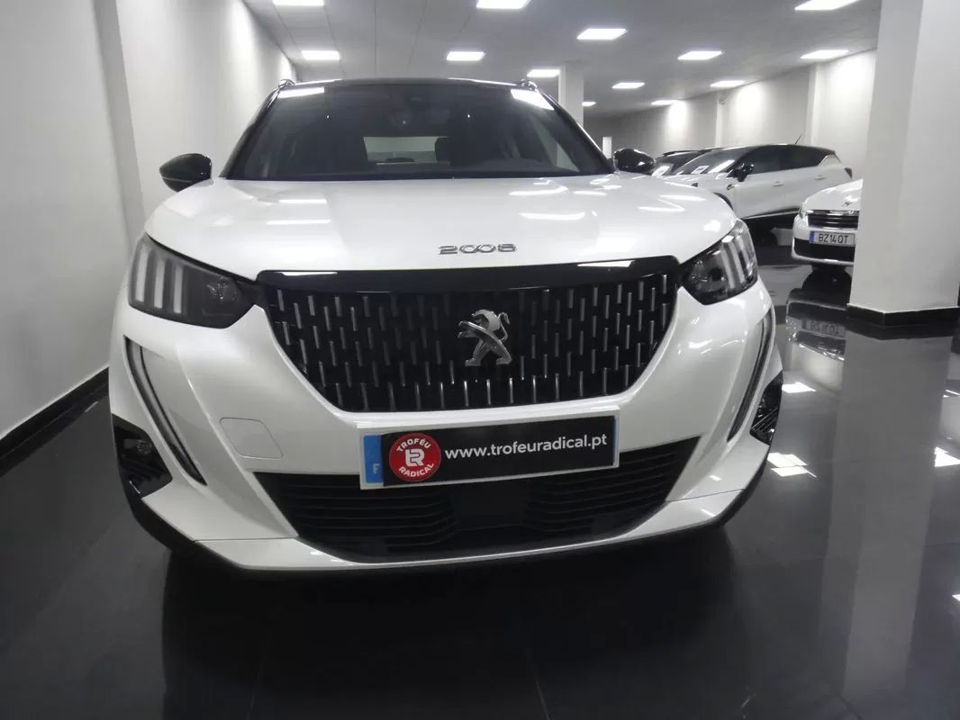 peugeot-2008-2020-gasolina-1199cc