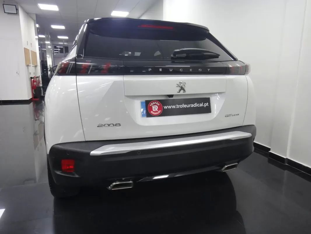peugeot-2008-2020-gasolina-1199cc