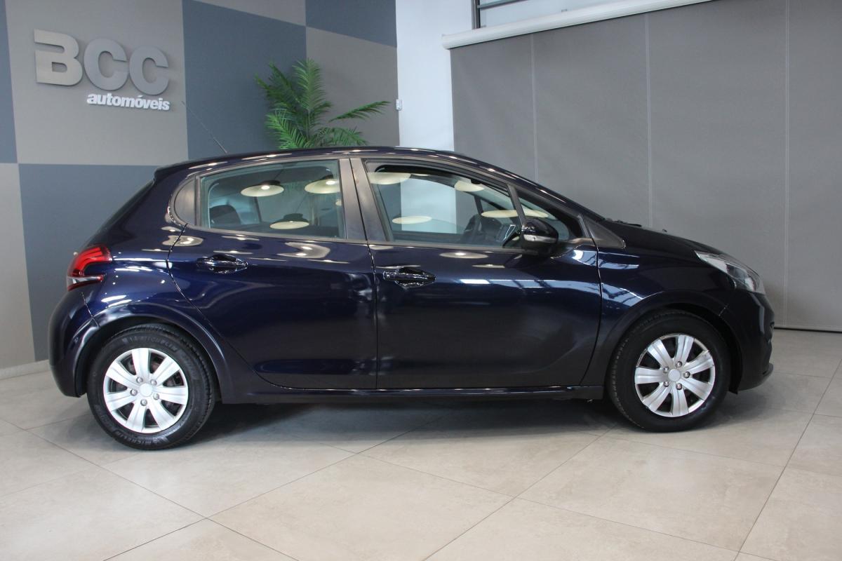 peugeot-208-2014-diesel-1560cc