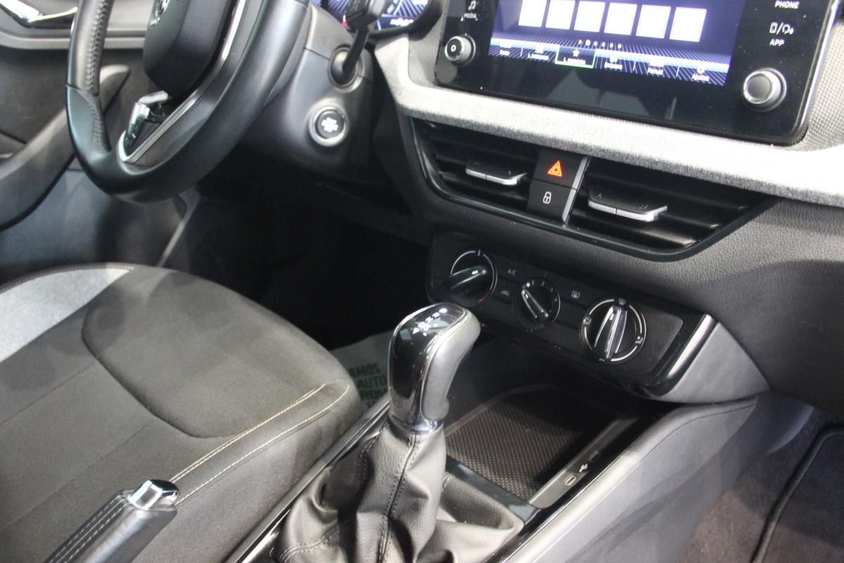 skoda-scala-2024-gasolina-999cc