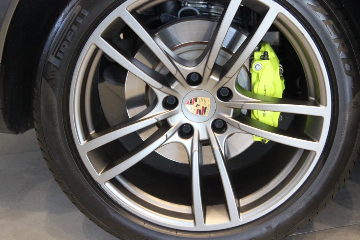 porsche-cayenne-2021-hibrido-a-gasolina-2995cc