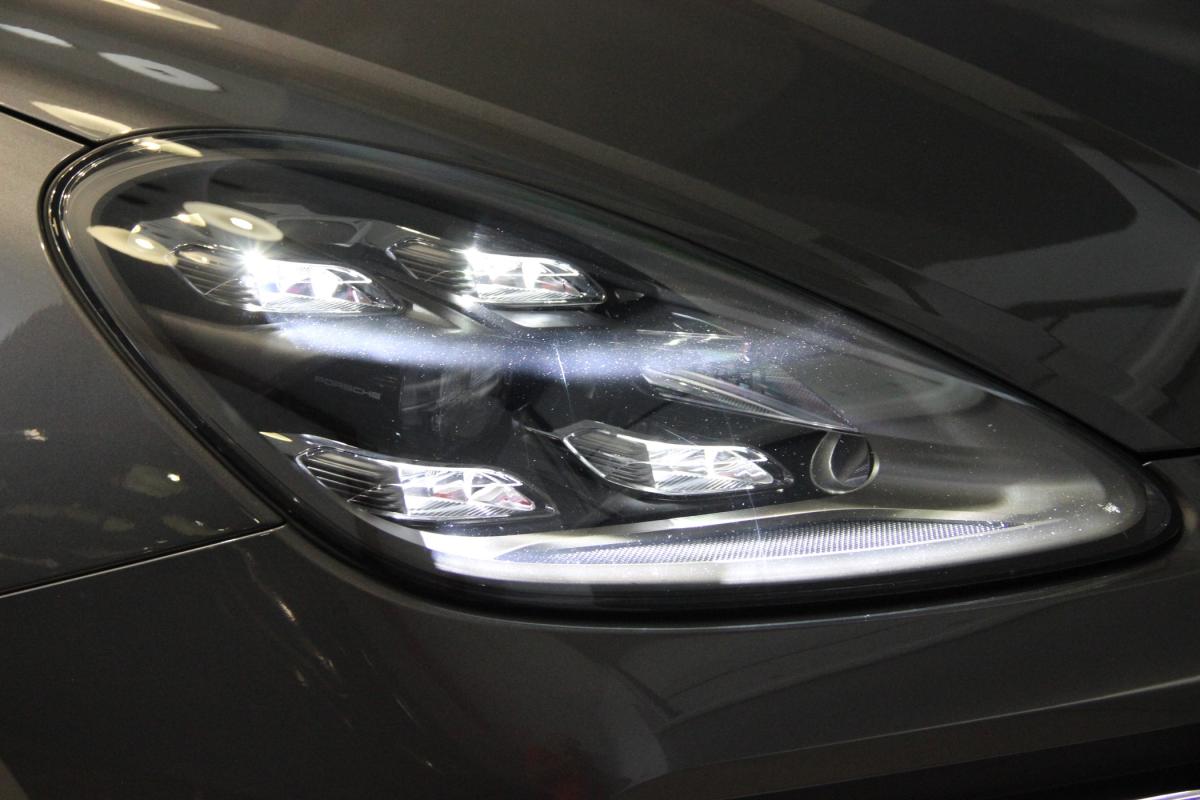 porsche-cayenne-2021-hibrido-a-gasolina-2995cc