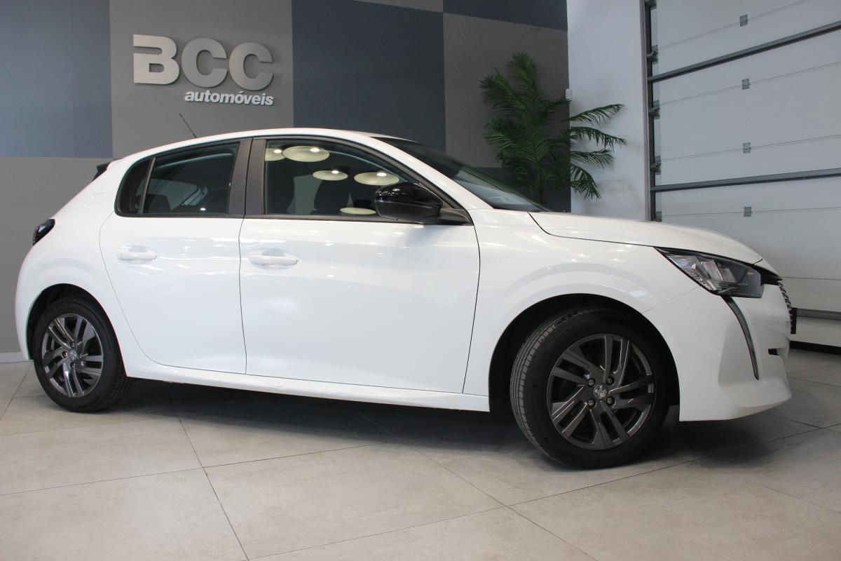 peugeot-208-2022-diesel-1499cc