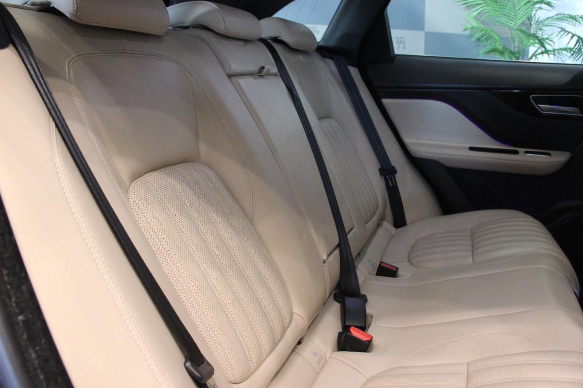 jaguar-f-pace-2017-diesel-1999cc