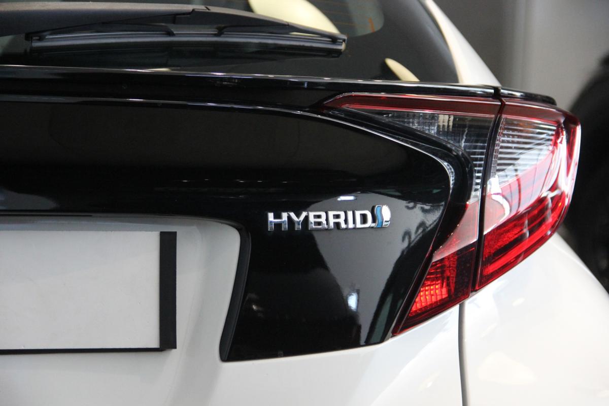 toyota-c-hr-2020-hibrido-a-gasolina-1798cc