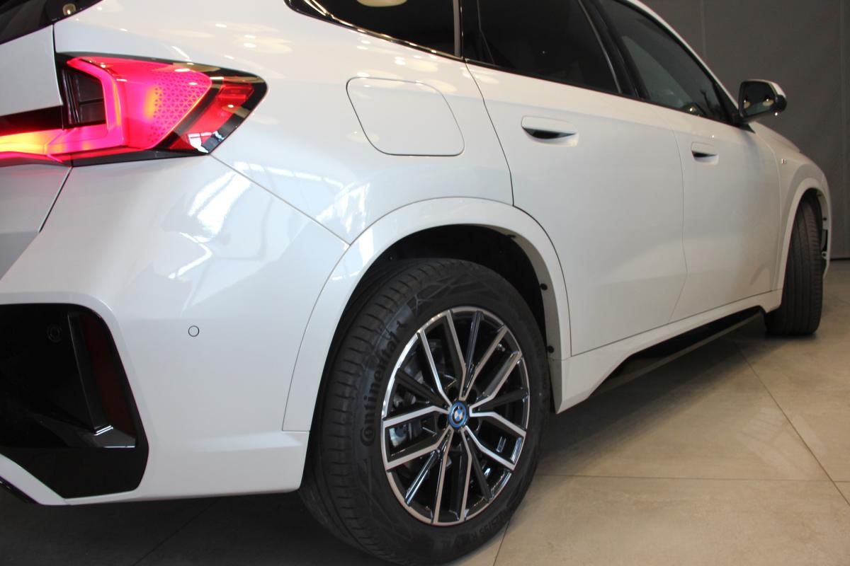 bmw-x1-2024-hibrido-a-gasolina-1499cc