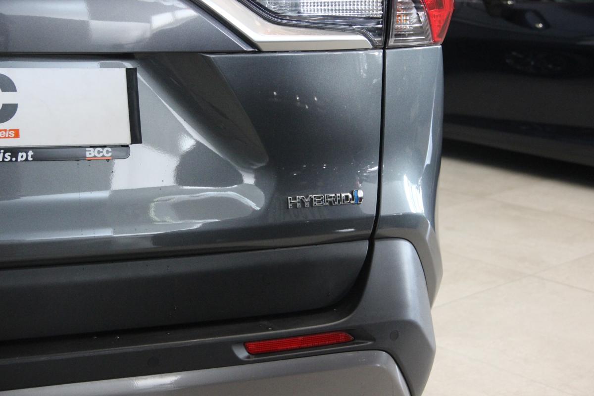 toyota-rav4-2021-hibrido-a-gasolina-2487cc