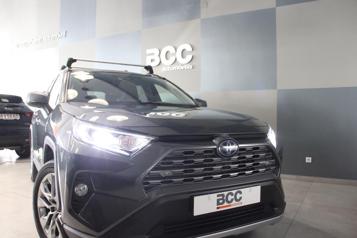 toyota-rav4-2021-hibrido-a-gasolina-2487cc