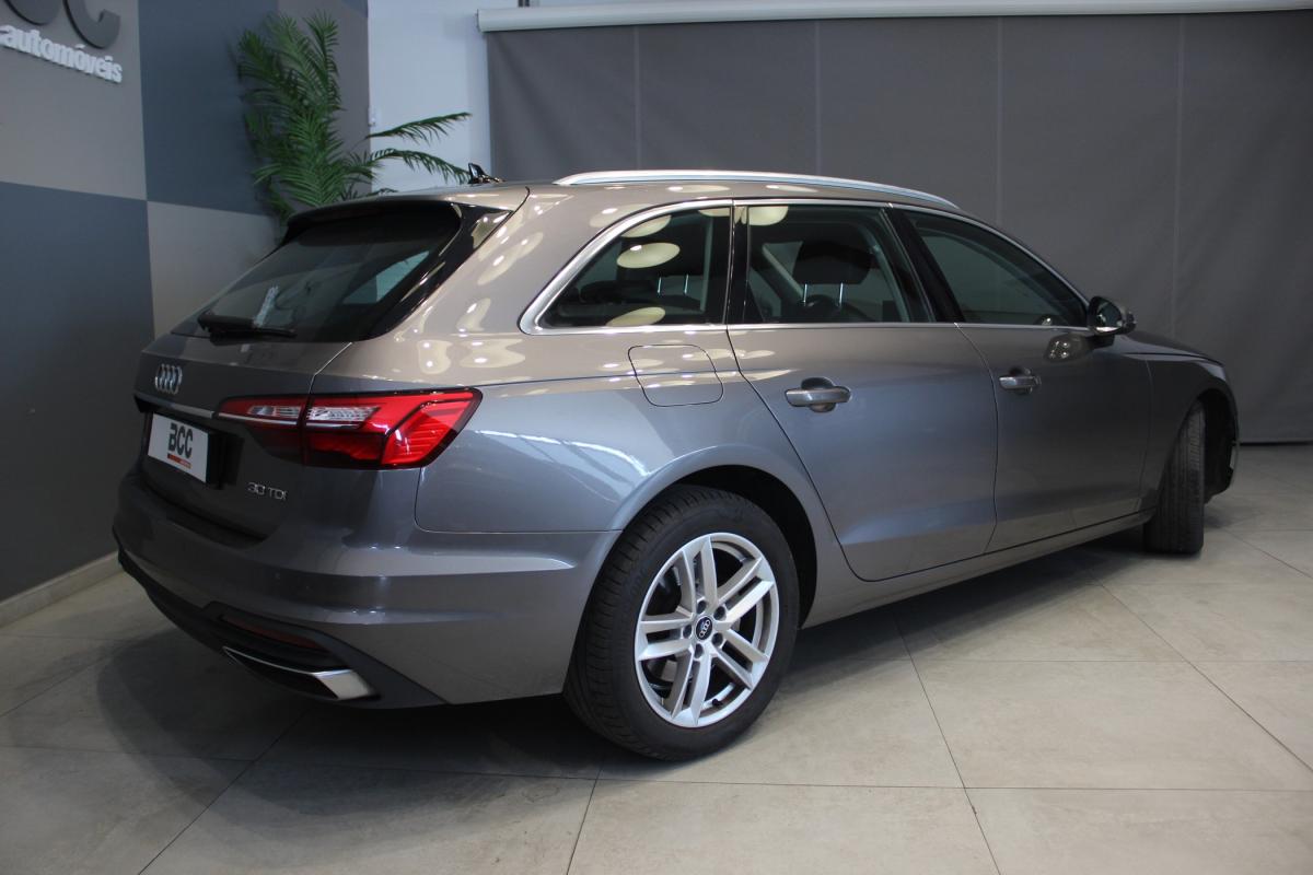 audi-a4-avant-2022-diesel-1968cc