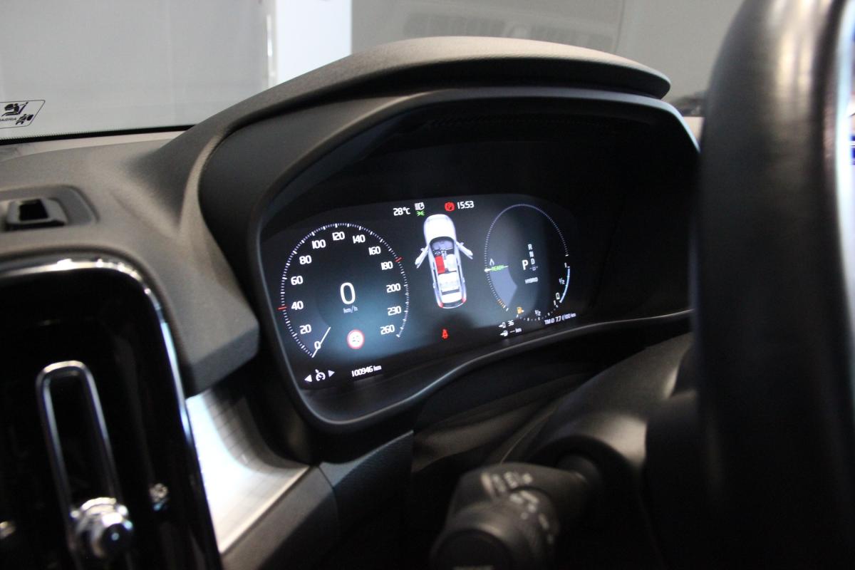 volvo-xc40-2020-hibrido-a-gasolina-1477cc