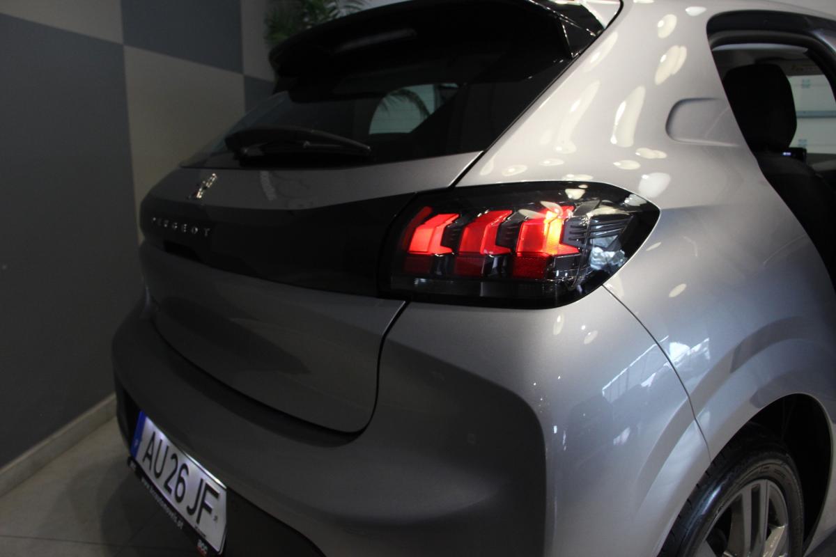 peugeot-208-2022-gasolina-1199cc
