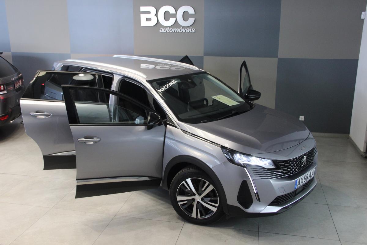peugeot-5008-2023-gasolina-1199cc