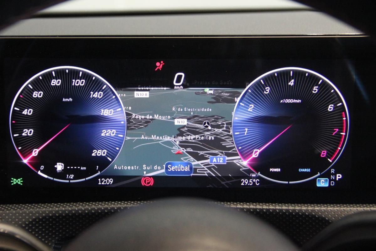 mercedes-benz-classe-a-2023-gasolina-1332cc