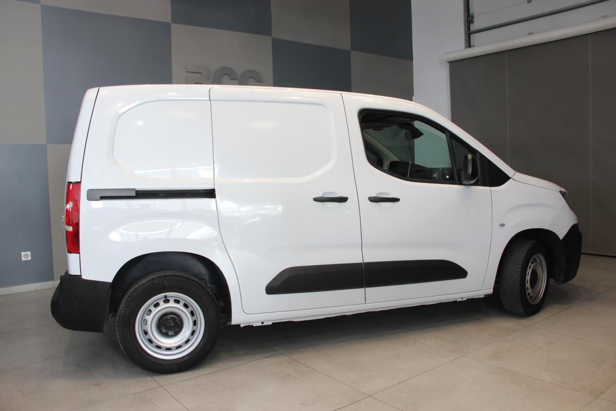 peugeot-partner-2023-diesel-1499cc