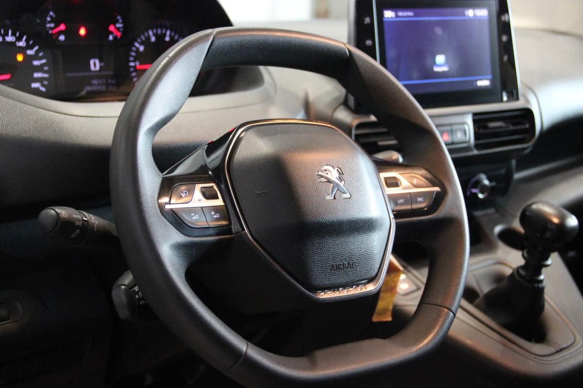peugeot-partner-2023-diesel-1499cc