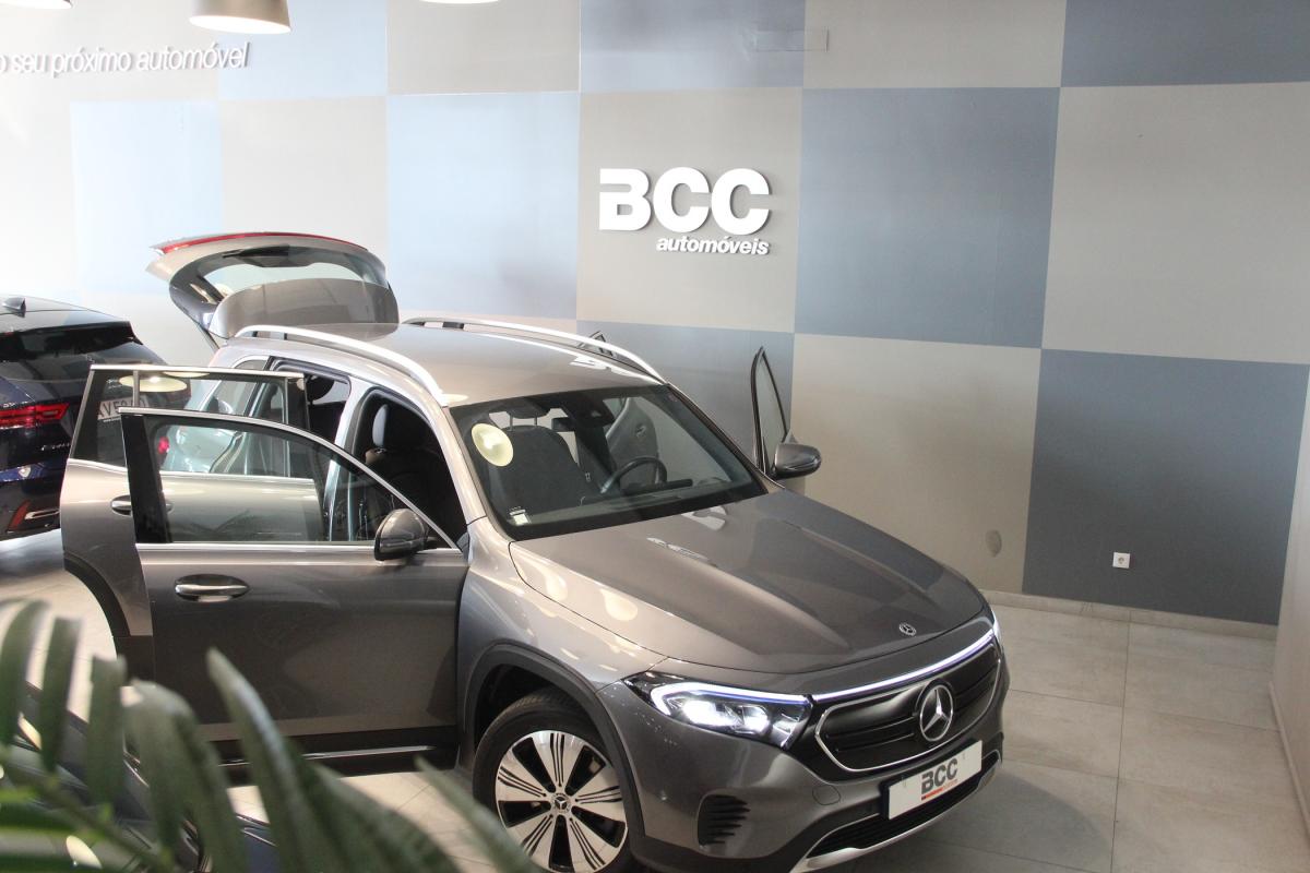 mercedes-benz-eqb-2023-eletrico-0cc