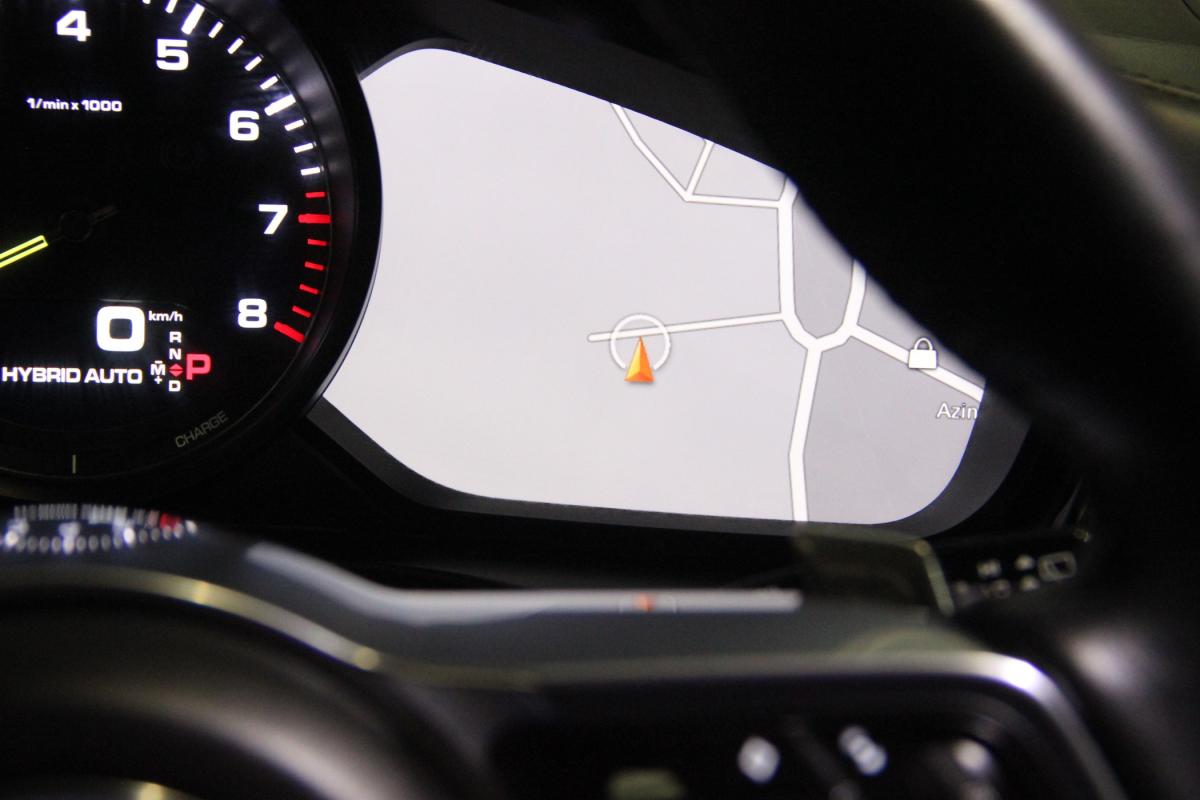 porsche-panamera-sport-turismo-2020-hibrido-a-gasolina-2894cc