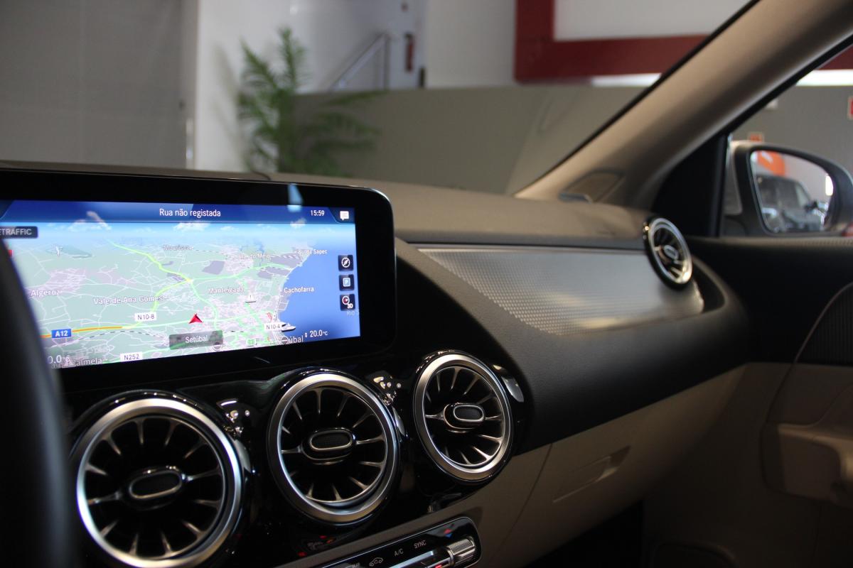 mercedes-benz-gla-2021-gasolina-1332cc