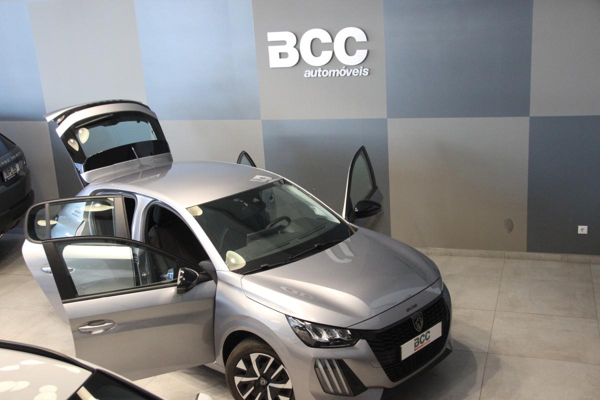 peugeot-208-2025-eletrico-500cc