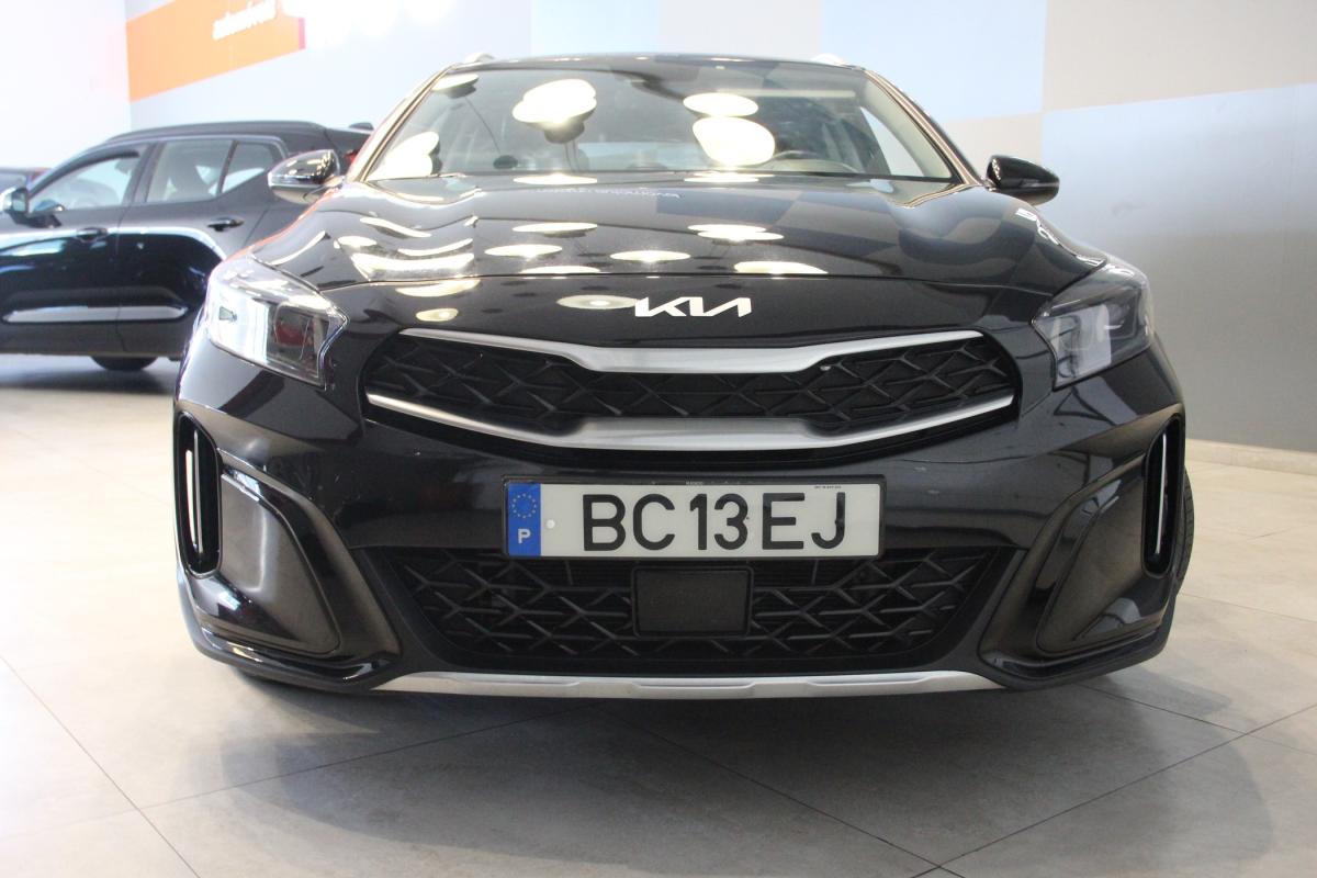 kia-xceed-2023-hibrido-a-gasolina-1580cc