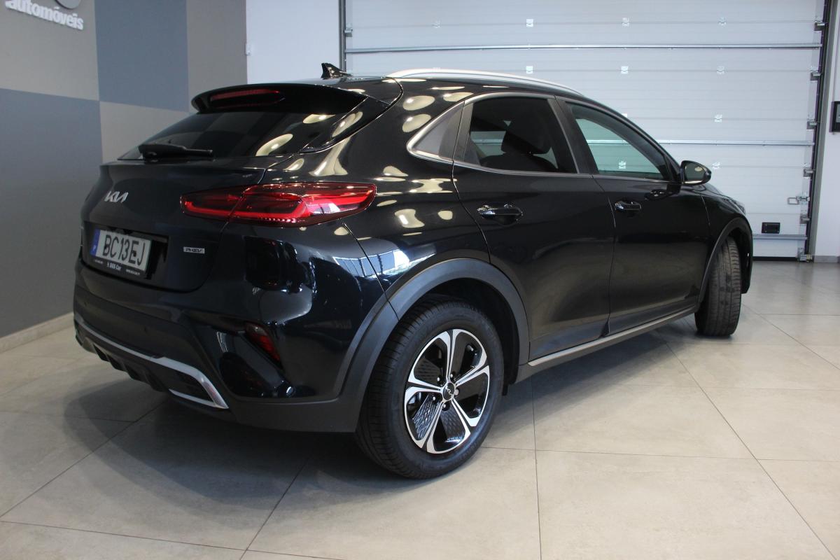 kia-xceed-2023-hibrido-a-gasolina-1580cc