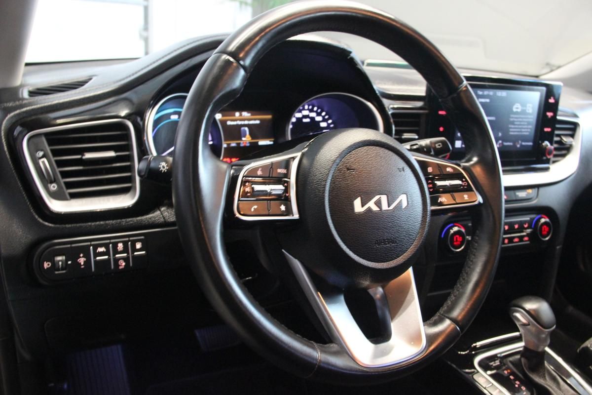 kia-xceed-2023-hibrido-a-gasolina-1580cc