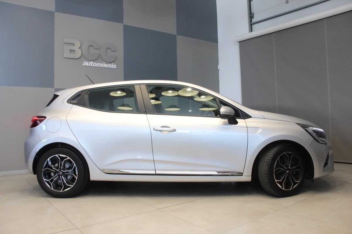 renault-clio-2021-hibrido-a-gasolina-1598cc