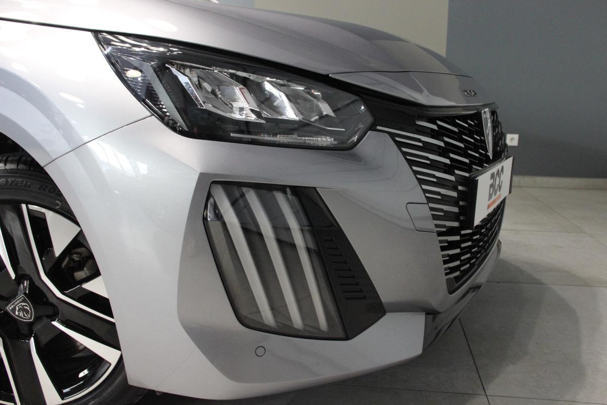 peugeot-208-2024-eletrico-500cc