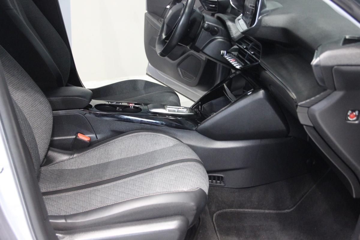 peugeot-208-2024-eletrico-500cc