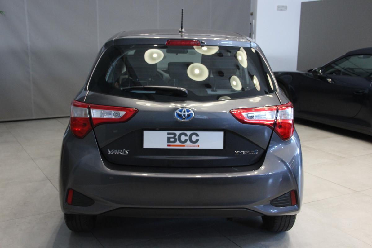 toyota-yaris-2020-hibrido-a-gasolina-1497cc