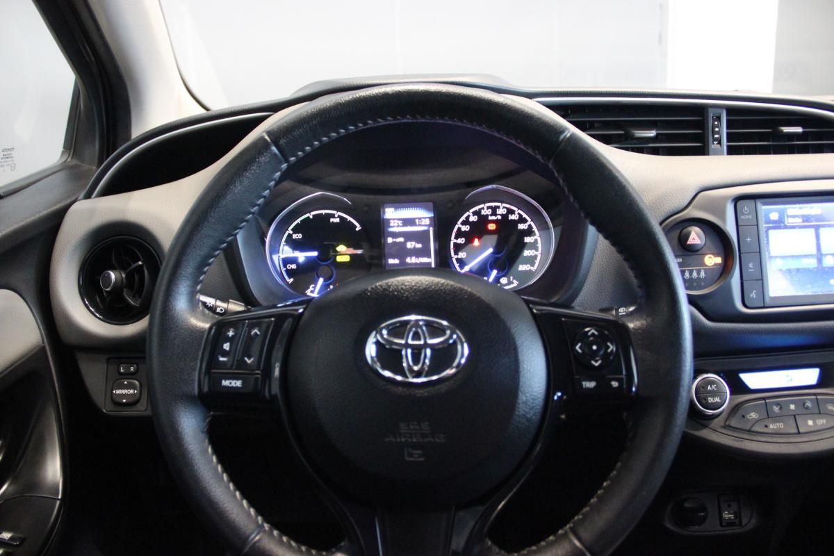 toyota-yaris-2020-hibrido-a-gasolina-1497cc