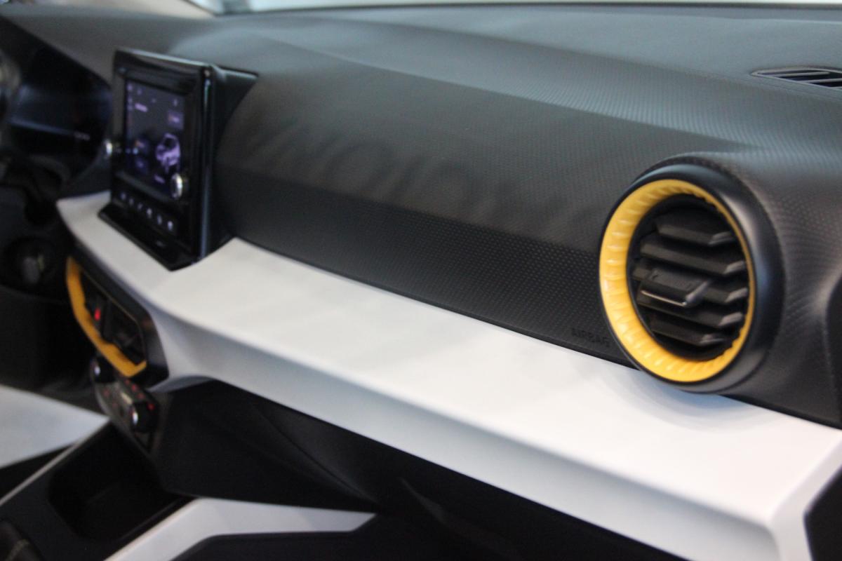 seat-arona-2023-gasolina-999cc