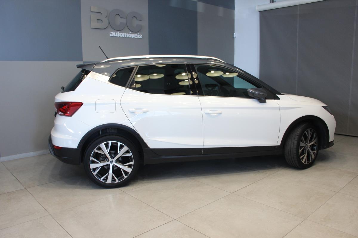 seat-arona-2023-gasolina-999cc