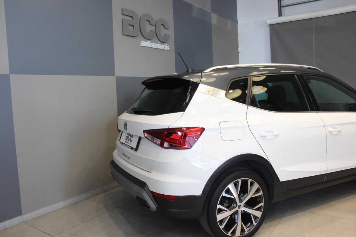 seat-arona-2023-gasolina-999cc