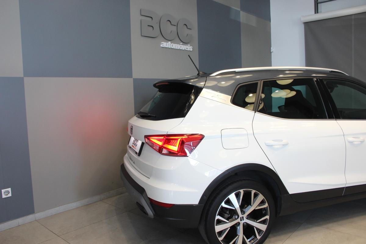seat-arona-2023-gasolina-999cc