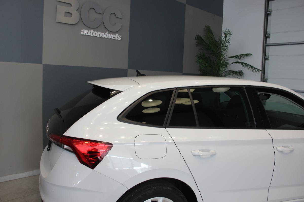 skoda-scala-2024-gasolina-999cc