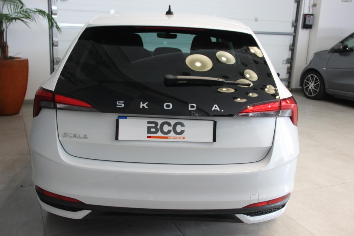 skoda-scala-2024-gasolina-999cc