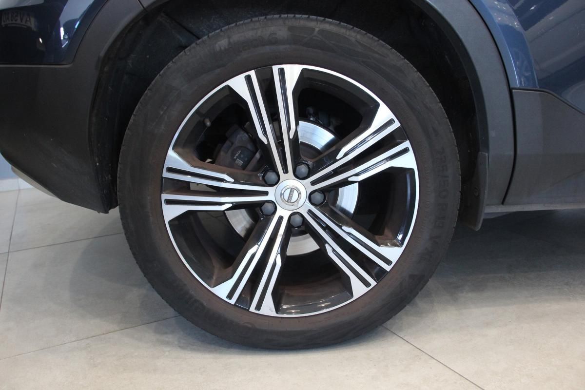 volvo-xc40-2022-hibrido-a-gasolina-1477cc