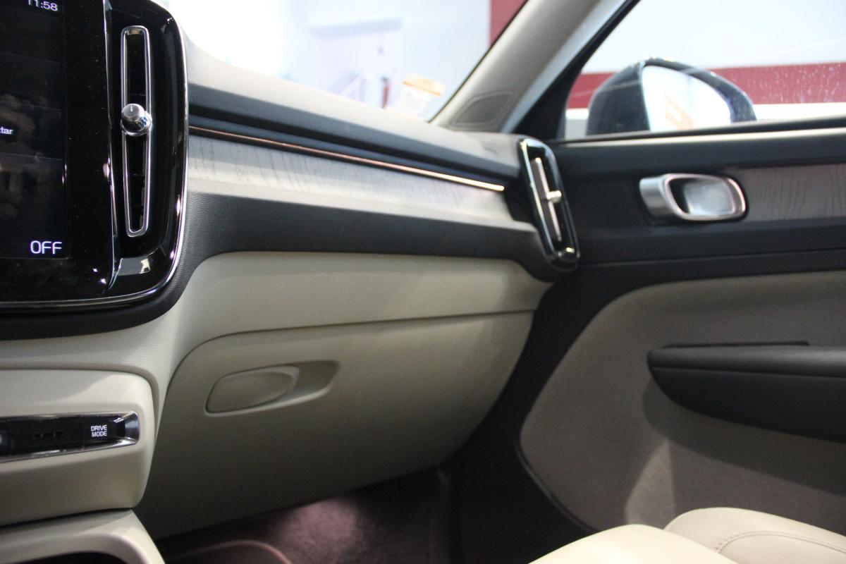 volvo-xc40-2022-hibrido-a-gasolina-1477cc