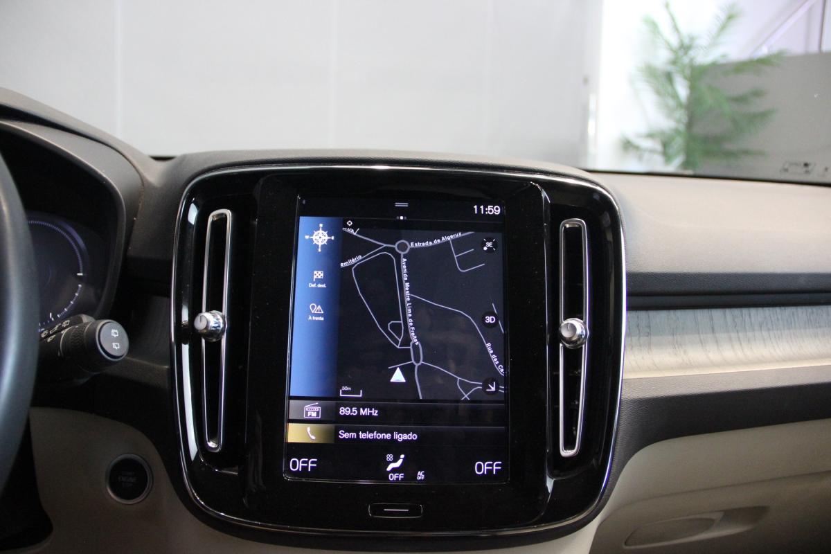volvo-xc40-2022-hibrido-a-gasolina-1477cc