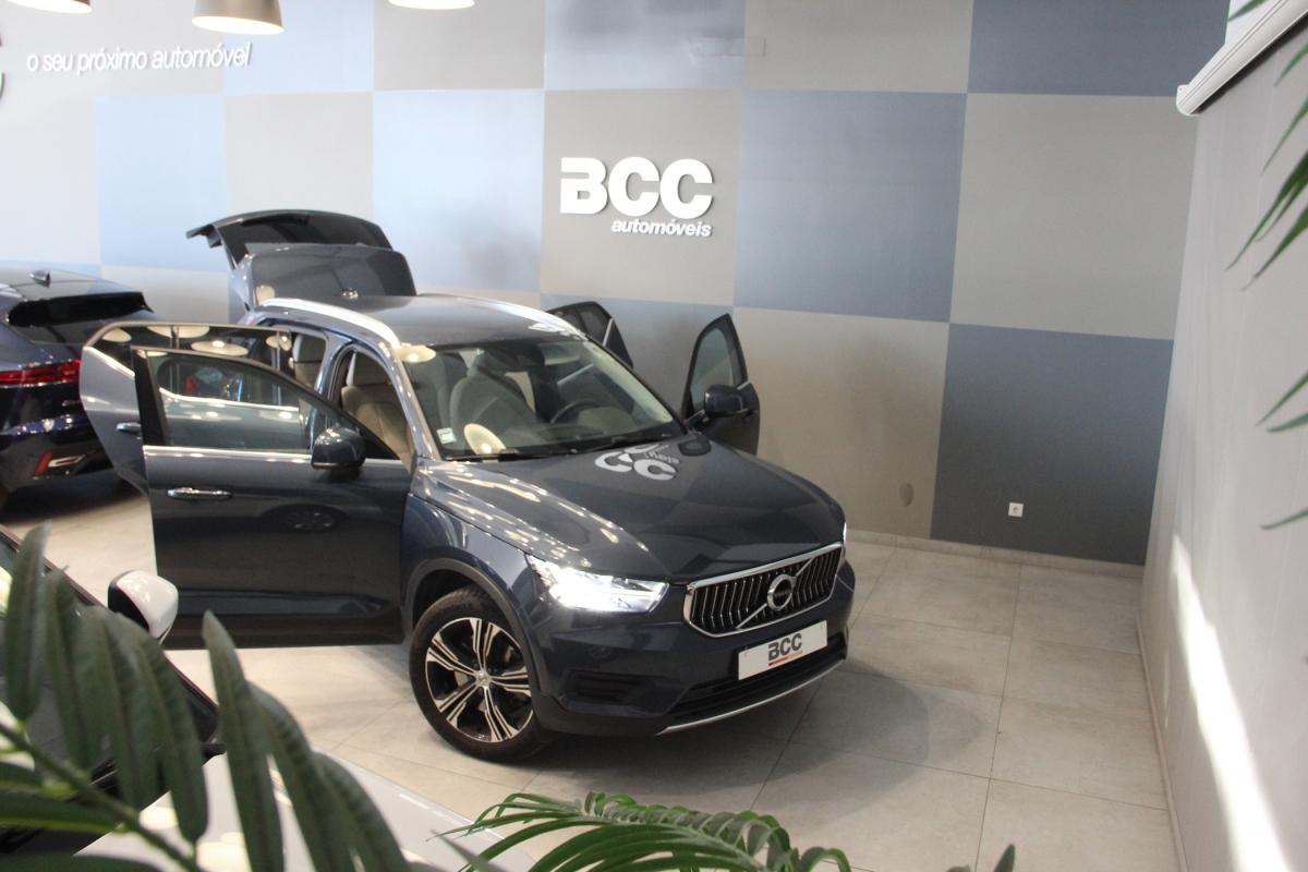 volvo-xc40-2022-hibrido-a-gasolina-1477cc