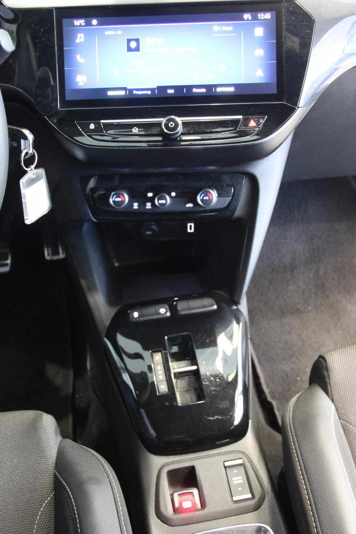 opel-corsa-2024-gasolina-1199cc