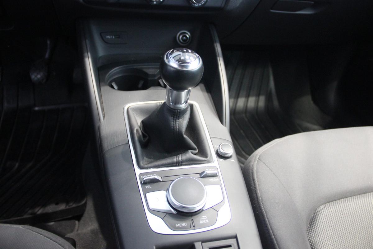audi-a3-sportback-2017-diesel-1598cc