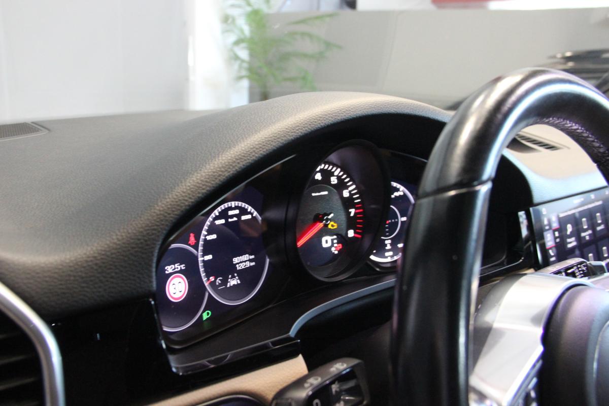 porsche-cayenne-2018-gasolina-2995cc