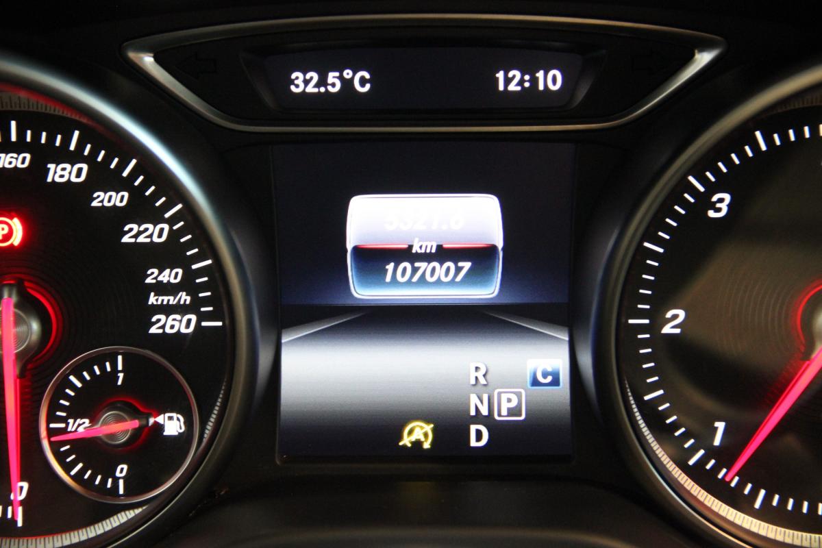 mercedes-benz-gla-2020-diesel-2143cc