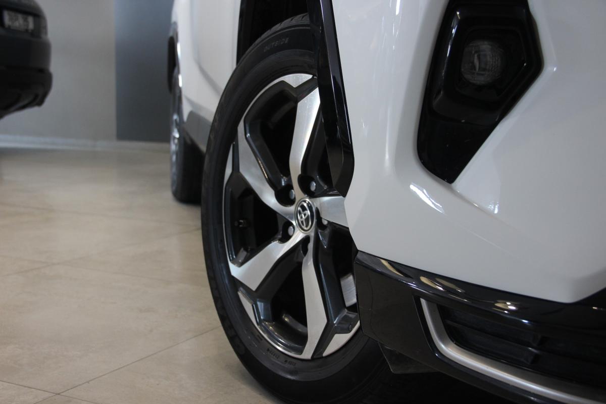 toyota-rav4-2022-hibrido-a-gasolina-2487cc